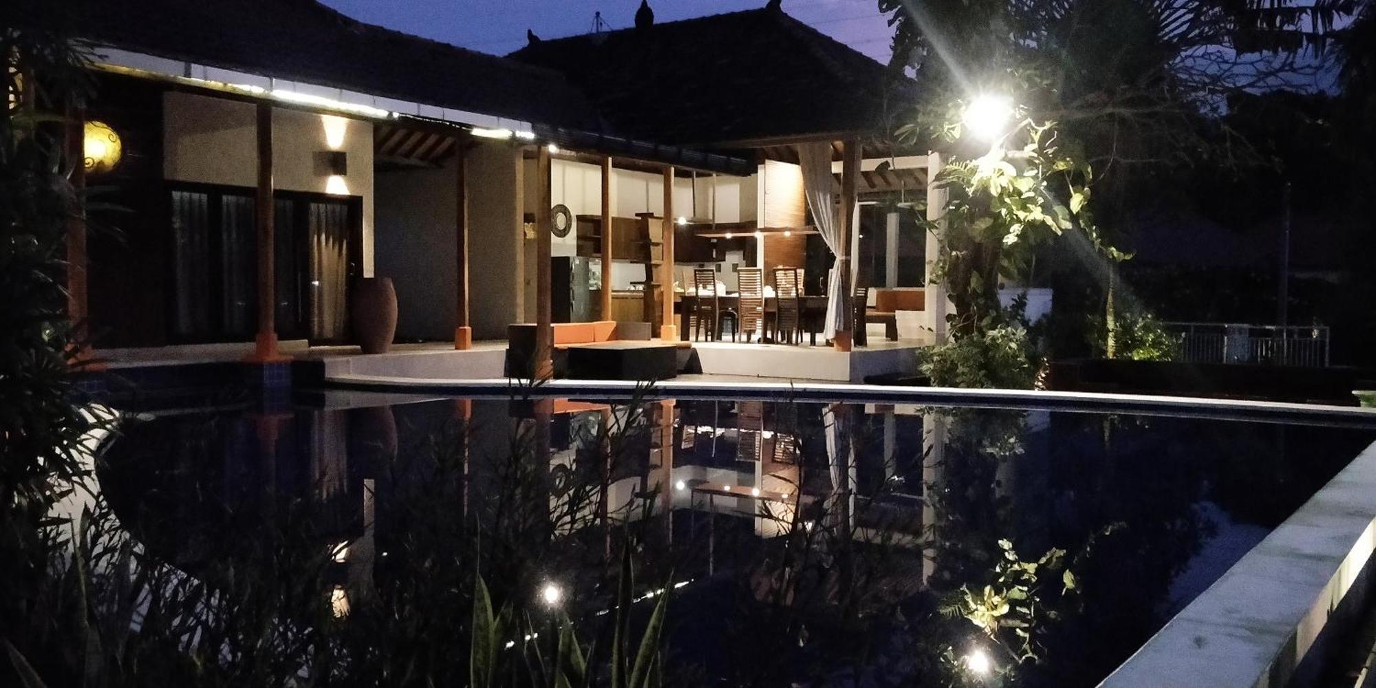 The Dharma Araminth Villa - Lovina Mountain And Sea View Buitenkant foto